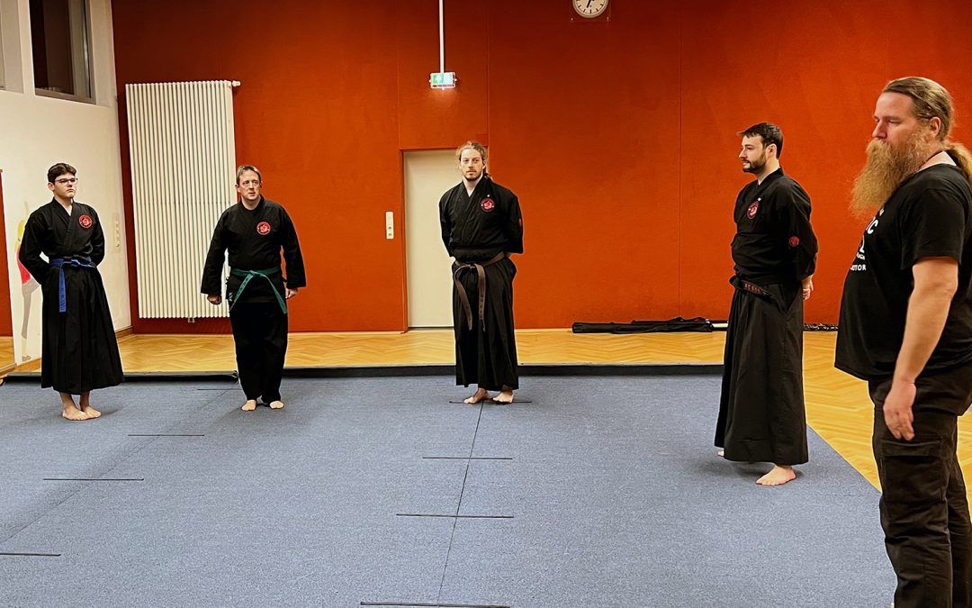 Tatsu-Ryu-Bushido Trainer starten durch mit dem ersten Training